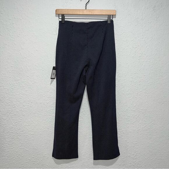 Lysse Patterned Crop Kick Flare Pant - Picture 5 of 9